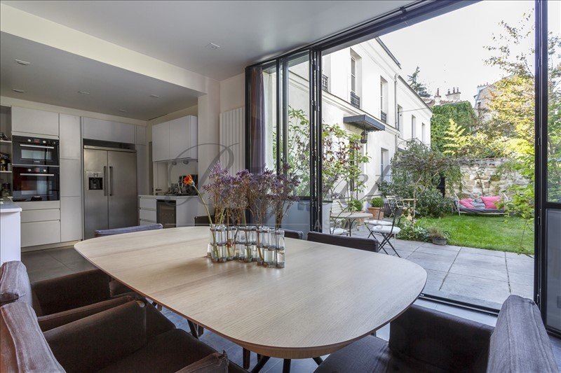 Vendu par Beguet Associés : MAISON BOULOGNE BILLANCOURT - 10 pièce(s) - 340 m² -