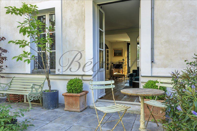 Vendu par Beguet Associés : MAISON BOULOGNE BILLANCOURT - 10 pièce(s) - 340 m² -