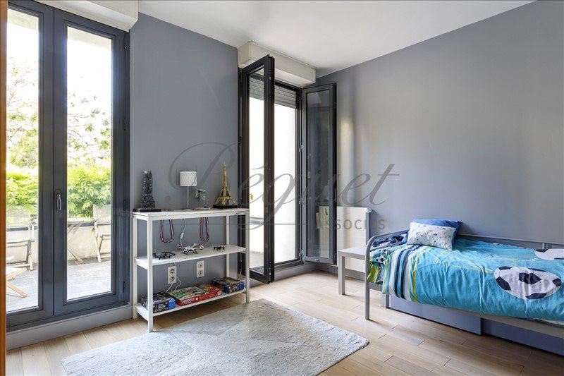 Vendu par Beguet Associés : MAISON BOULOGNE BILLANCOURT - 7 pièce(s) - 188 m² -