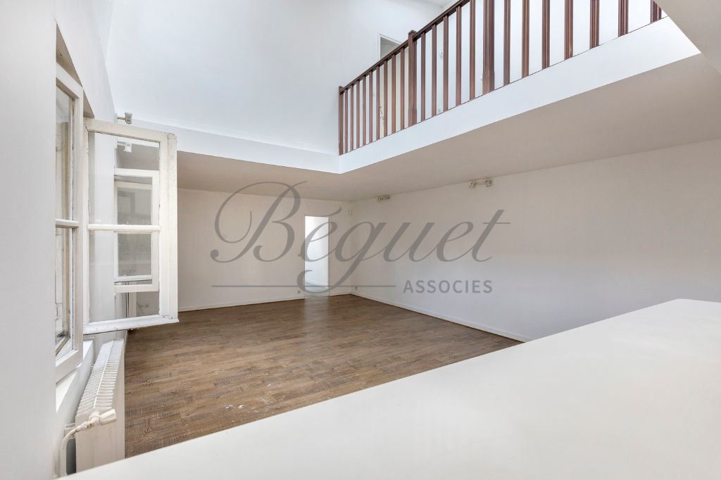 Vendu par Beguet Associés : SEVRES  92310 - MAISON 210 m² ENVIRON - 3 CHAMBRES - JARDIN 485 m² ENVIRON -