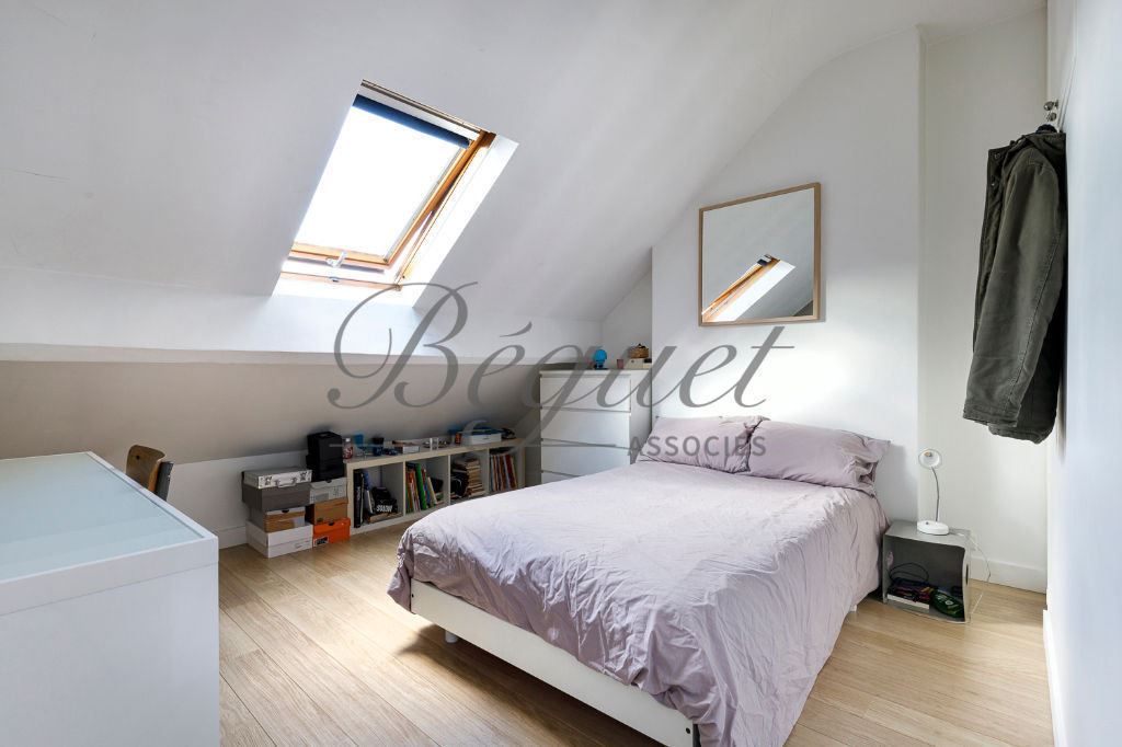 Vendu par Beguet Associés : BOULOGNE  92100 - EGLISE ESCUDIER -  APPARTEMENT  121,63 m²  - 4 CHAMBRES - BALCON - CAVE -