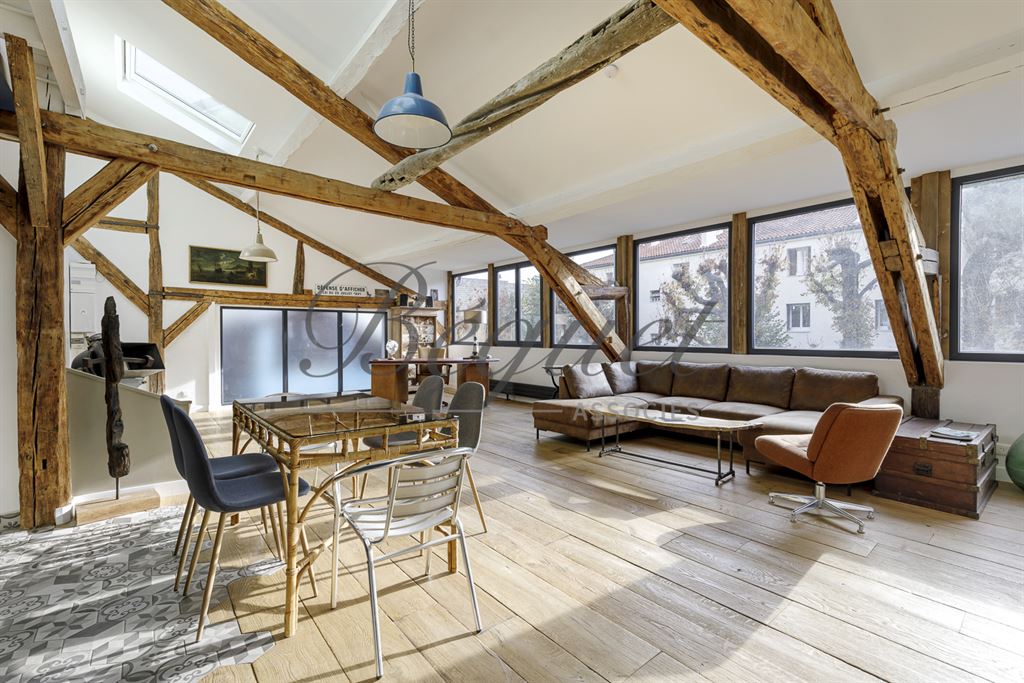 A vendre chez Beguet Associés : HAUTS DE SEINE VILLE D4AVRAY 92410 DUPLEX/LOFT 166 m² TERRASSE BALCON