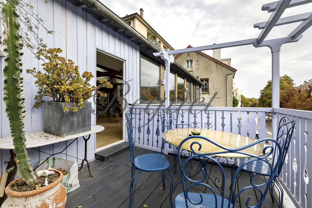 A vendre chez Beguet Associés : HAUTS DE SEINE VILLE D4AVRAY 92410 DUPLEX/LOFT 166 m² TERRASSE BALCON