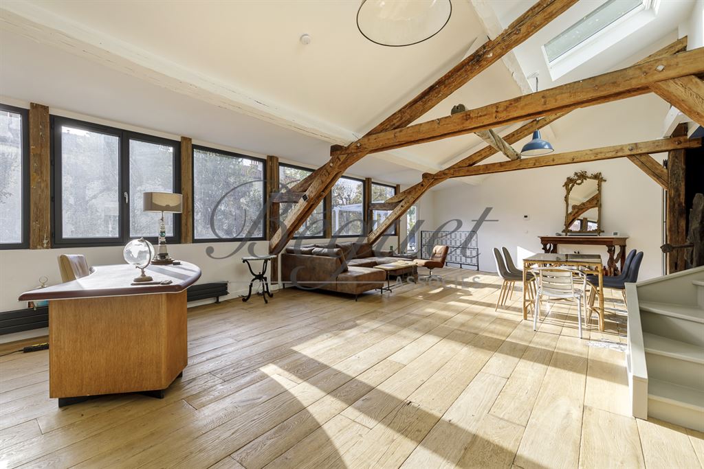 A vendre chez Beguet Associés : HAUTS DE SEINE VILLE D4AVRAY 92410 DUPLEX/LOFT 166 m² TERRASSE BALCON