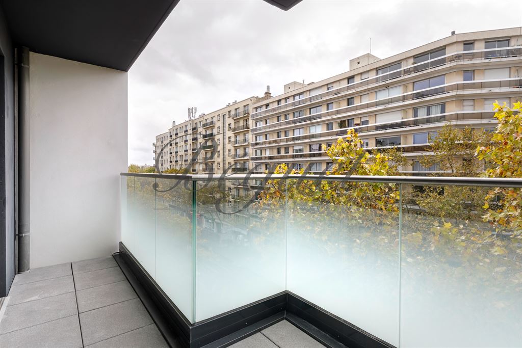 Vendu par Beguet Associés : Boulogne Reine-Marmottan 92100 Appartement 143 m² Terrasse