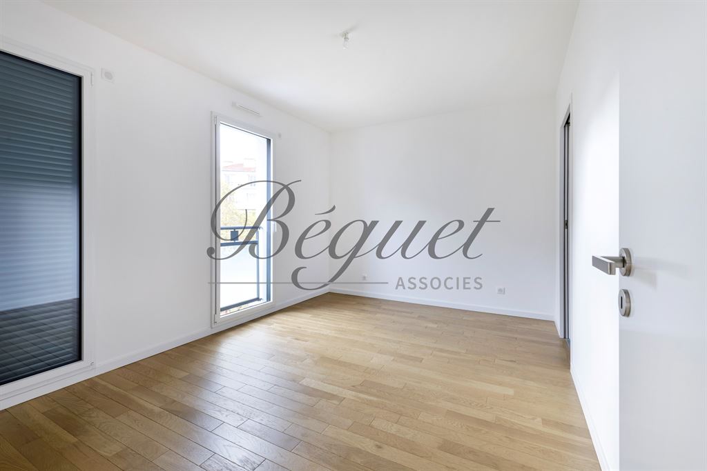 Vendu par Beguet Associés : Boulogne Reine-Marmottan 92100 Appartement 143 m² Terrasse