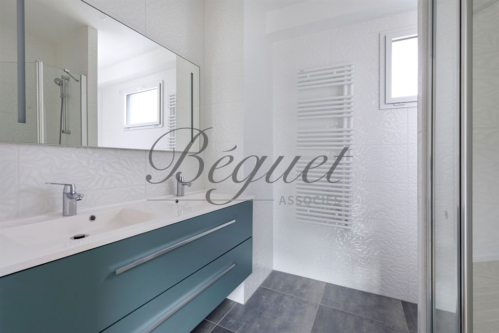 Vendu par Beguet Associés : Boulogne Reine-Marmottan 92100 Appartement 143 m² Terrasse