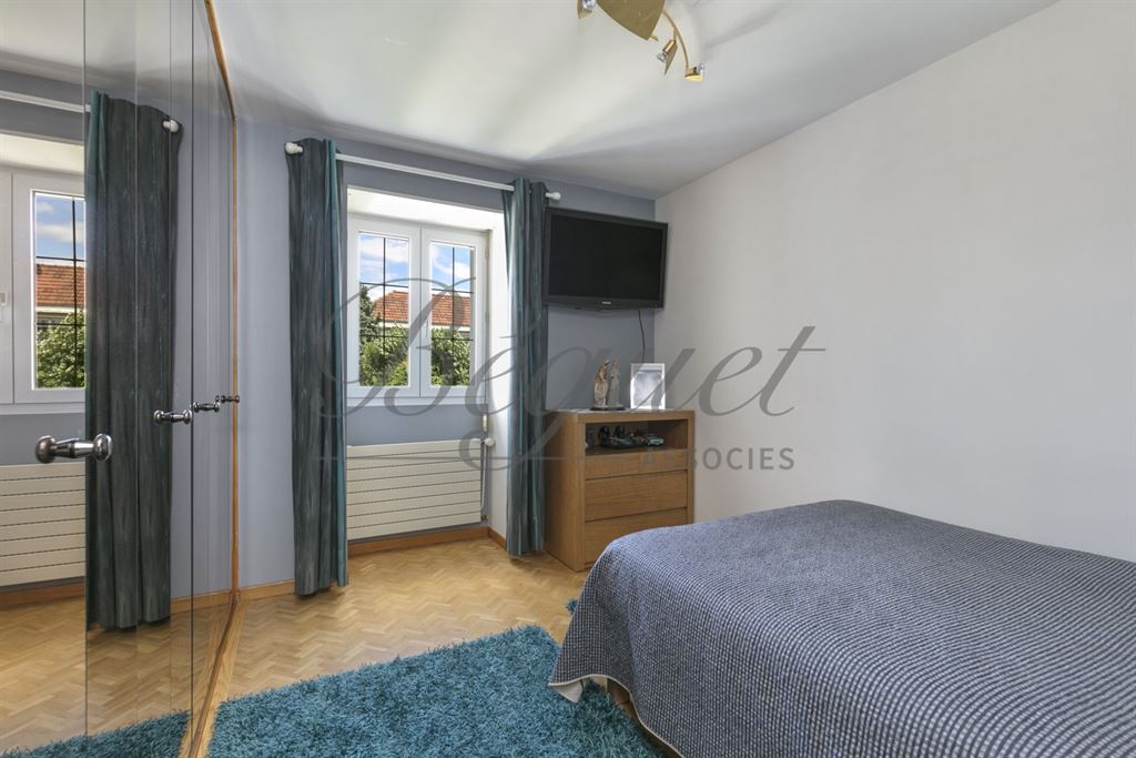 A vendre chez Beguet Associés : HAUTS DE SEINE - BOURG LA REINE 92340 MAISON 146 m² 4 CHAMBRES JARDIN