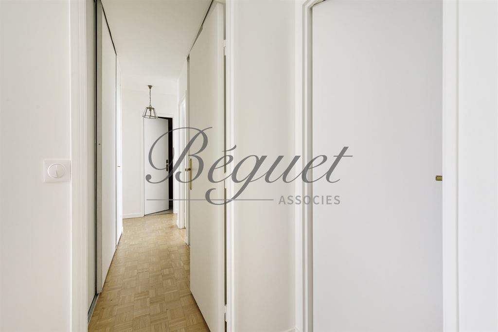 A vendre chez Beguet Associés : Boulogne nord Escudier 92100 appartement 100 m² 2-3 chambres Caves Parking