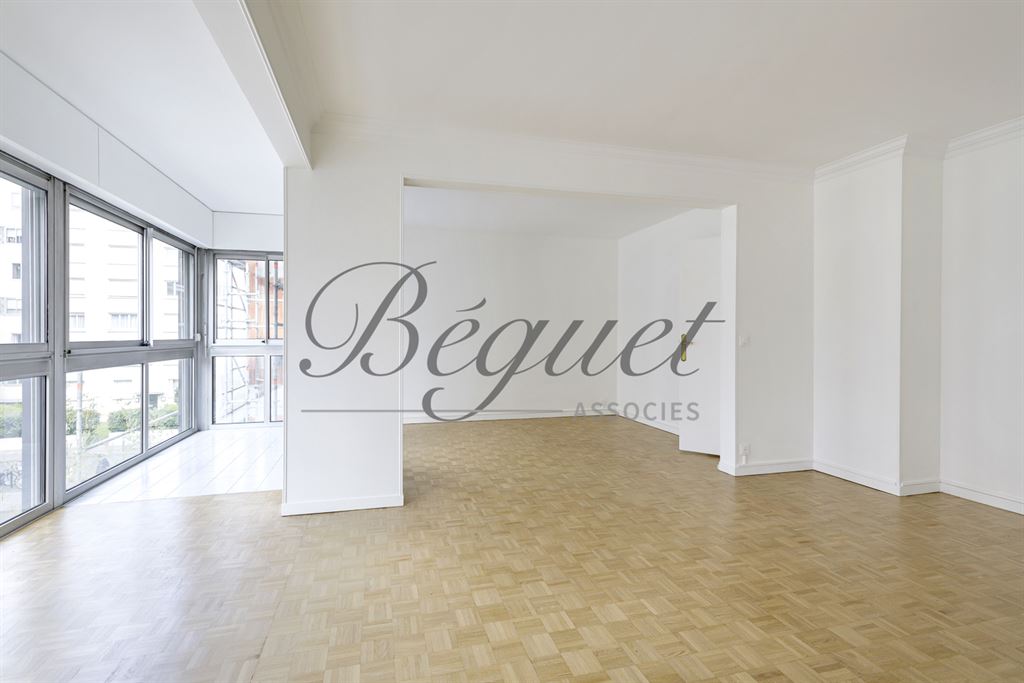 A vendre chez Beguet Associés : Boulogne nord Escudier 92100 appartement 100 m² 2-3 chambres Caves Parking