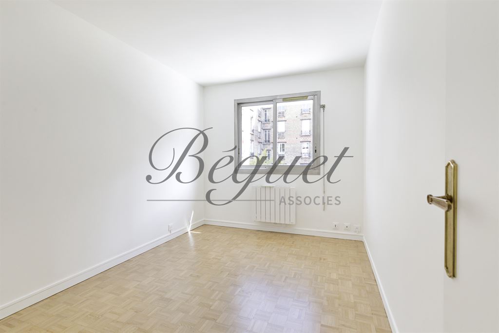 A vendre chez Beguet Associés : Boulogne nord Escudier 92100 appartement 100 m² 2-3 chambres Caves Parking