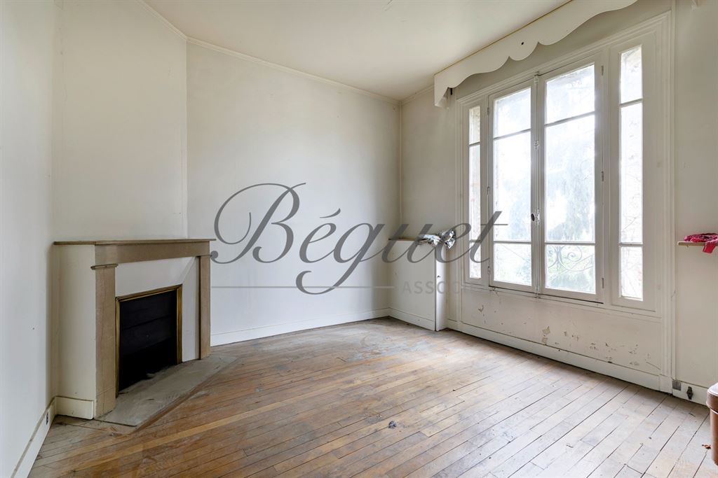 A vendre chez Beguet Associés : Hauts de Seine - Bourg La Reine 92340 Maison 212 m² 6 Chambres