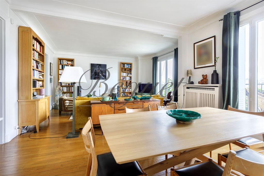 A vendre chez Beguet Associés : Paris Exelmans 75016 Appartement 104 m² 2 chambres + chambre de service